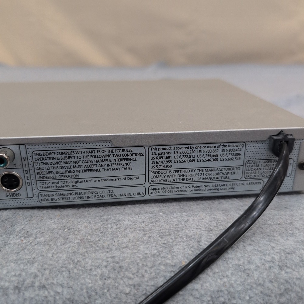 Samsung DVD-P241 Progressive Scan DVD Player Silver MP3 JPEG DVD-P241/XAA - Picture 7 of 8